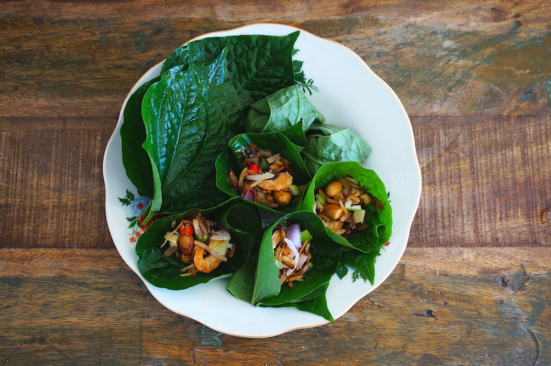 Pomelo Crispy Chicken with Cha Plu Leaves